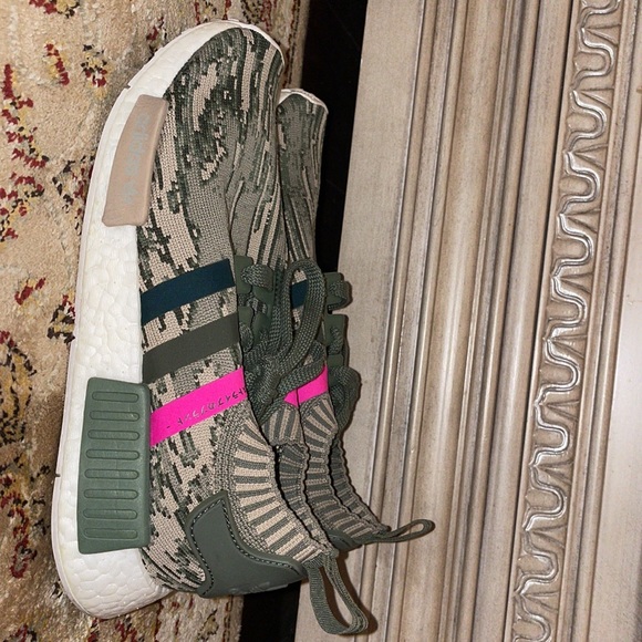 Addidas NMD - Picture 2 of 5